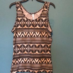 Bobbie & Brooks Extremely Soft Patterned Tank Top